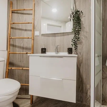 Aloha Surf House アパート エリセイラ