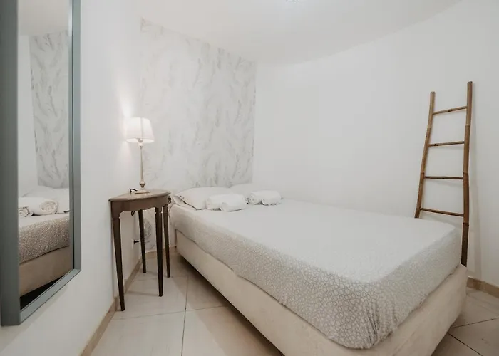 Aloha Surf House דירה אריסרייה